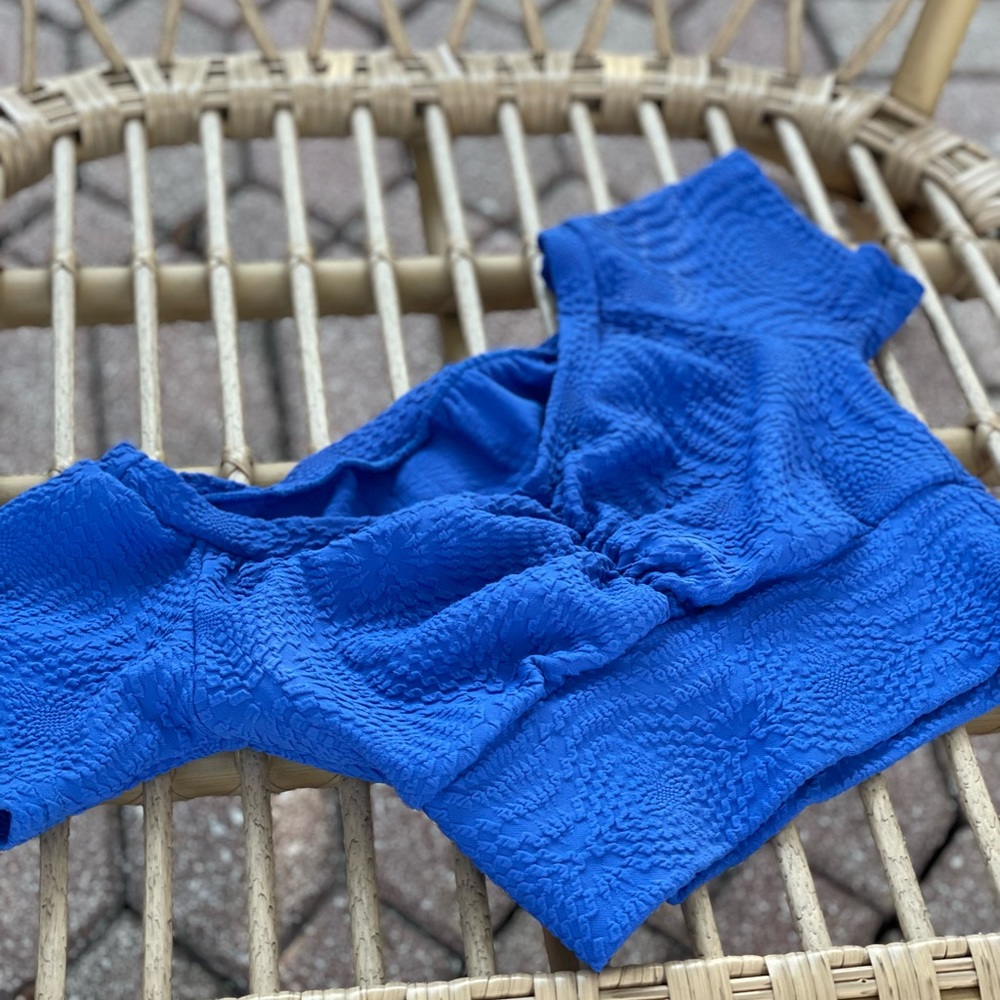 Blue Scrunch Workout/ Yoga Crop Top